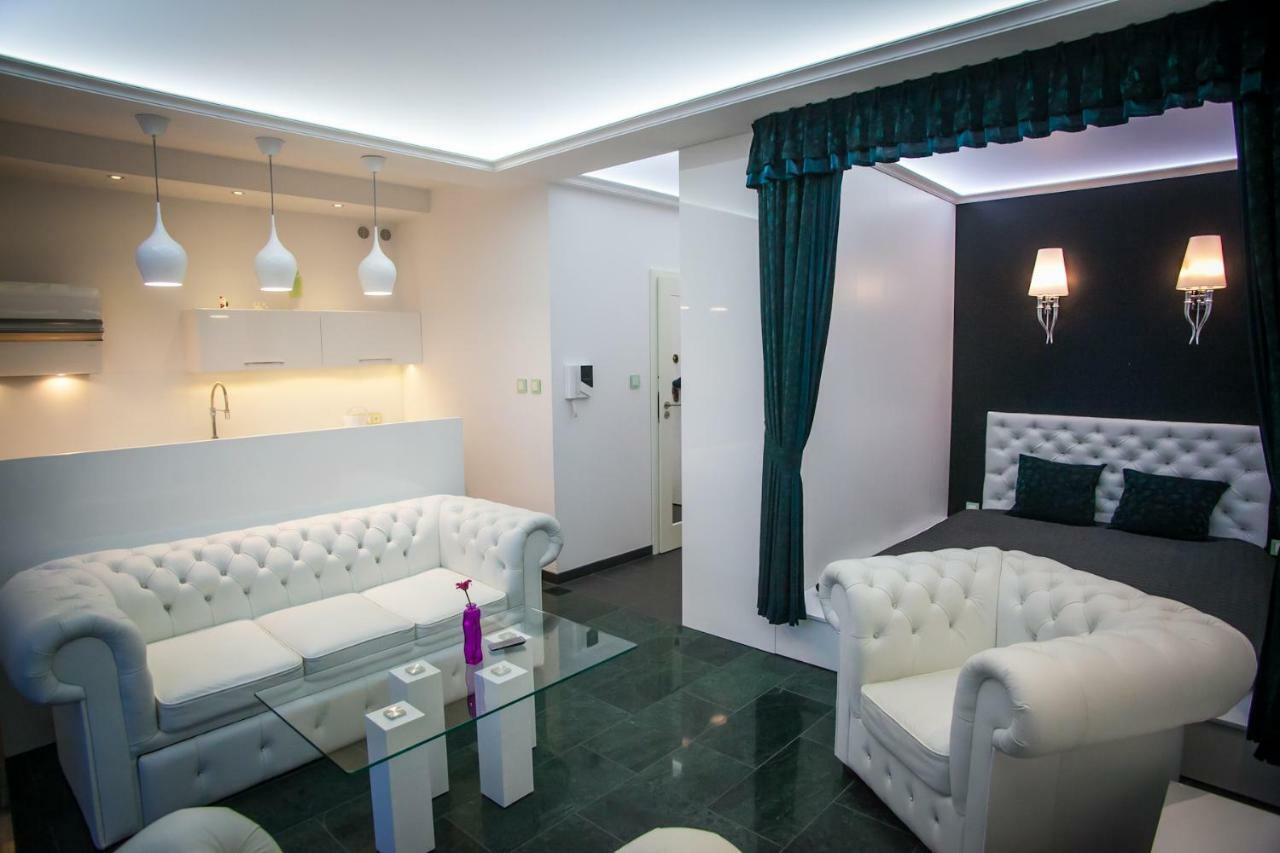 Royal Apartment In City Centre Suwalki Bagian luar foto